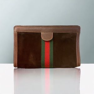 ** SOLD** Gucci brown suede clutch